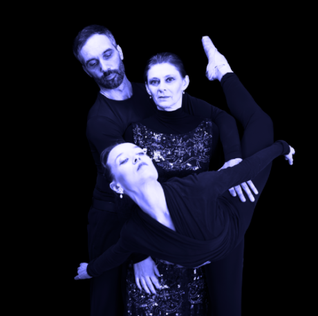 Kl&aacute;ra Trojanov&aacute;, Petra Padri&aacute;nov&aacute; a Martin Dvoř&aacute;k, protagonist&eacute; inscenace J&aacute;, Pliseck&aacute; Foto Oskar Stol&iacute;n