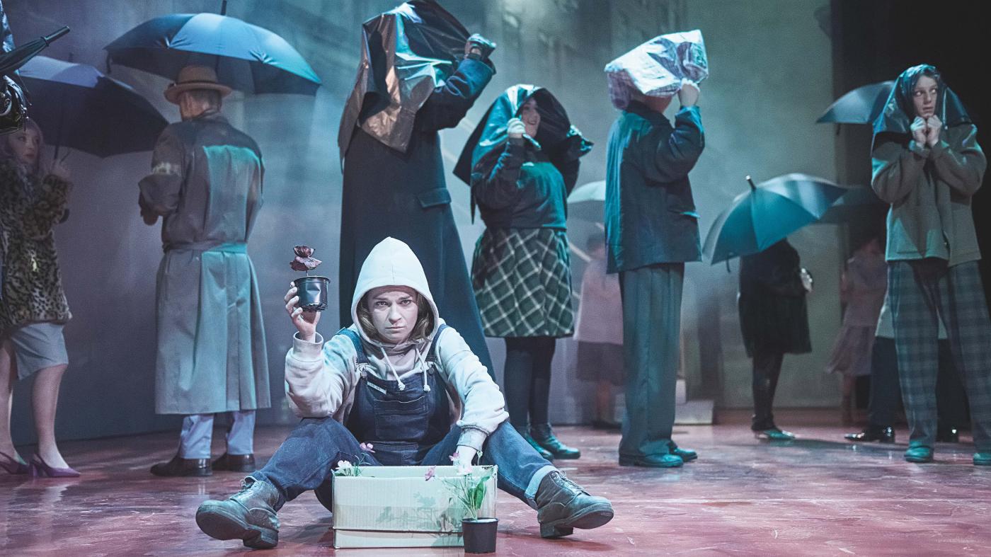 Pavla Gajdošíková jako Líza Doolittlová v Shawově hře Pygmalion