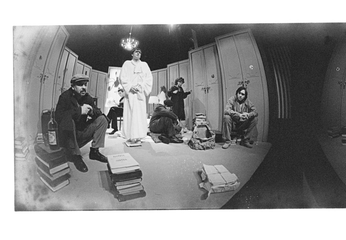 Oldřich Vlach, Jiří Bartoška a Ondřej Pavelka v inscenaci Largo desolato