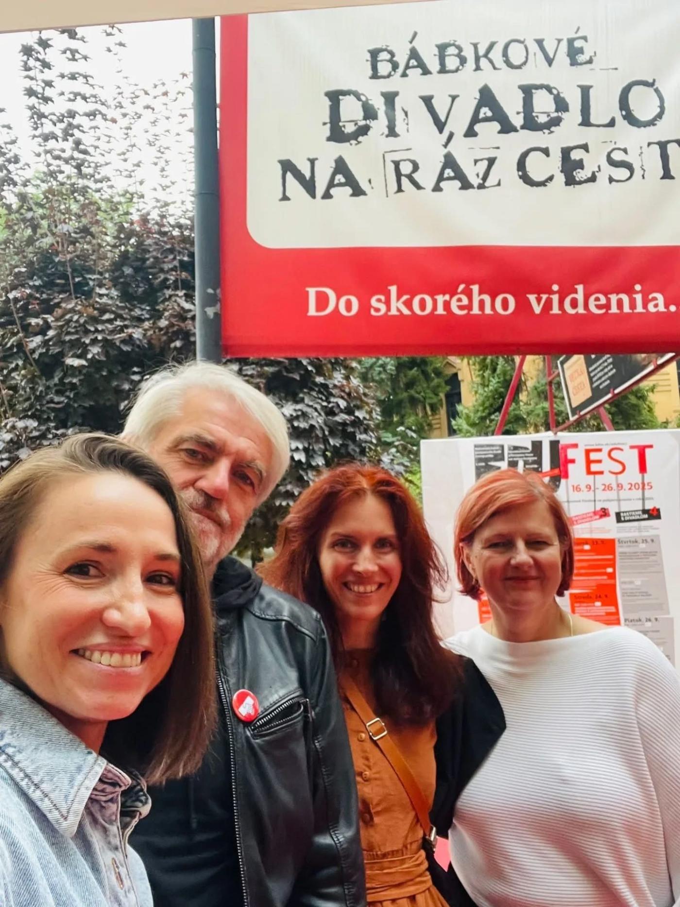 Iveta Škripková, Marián Pecko společně s novou ředitelkou BDnR Monikou Kováčovou a uměleckou šéfkou Máriou Danadovou