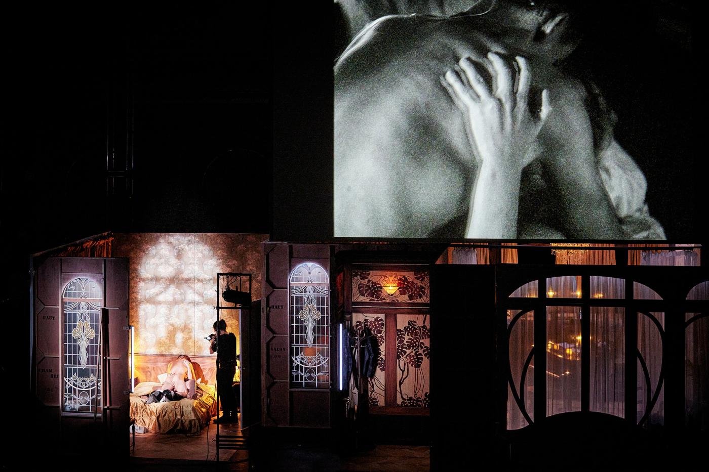 Inscenace Extinction Juliena Gosselina hostovala na Mezinárodním festivalu Divadlo v Plzni